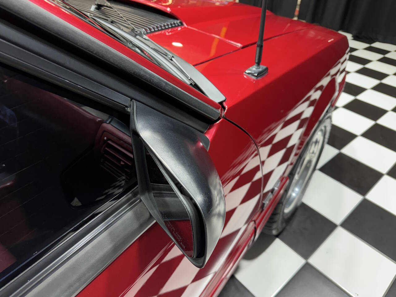 1991 Ford Mustang 45