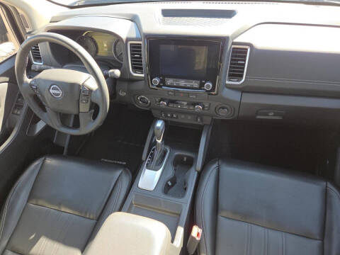 2023 Nissan Frontier SV