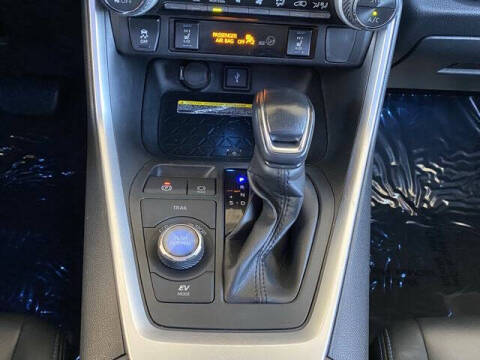 2020 Toyota RAV4 Hybrid XSE