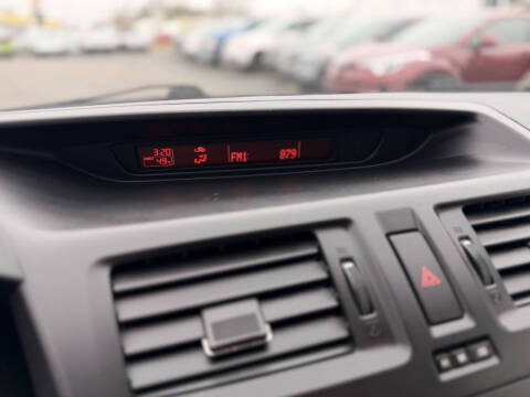 2012 Mazda MAZDA5 Sport