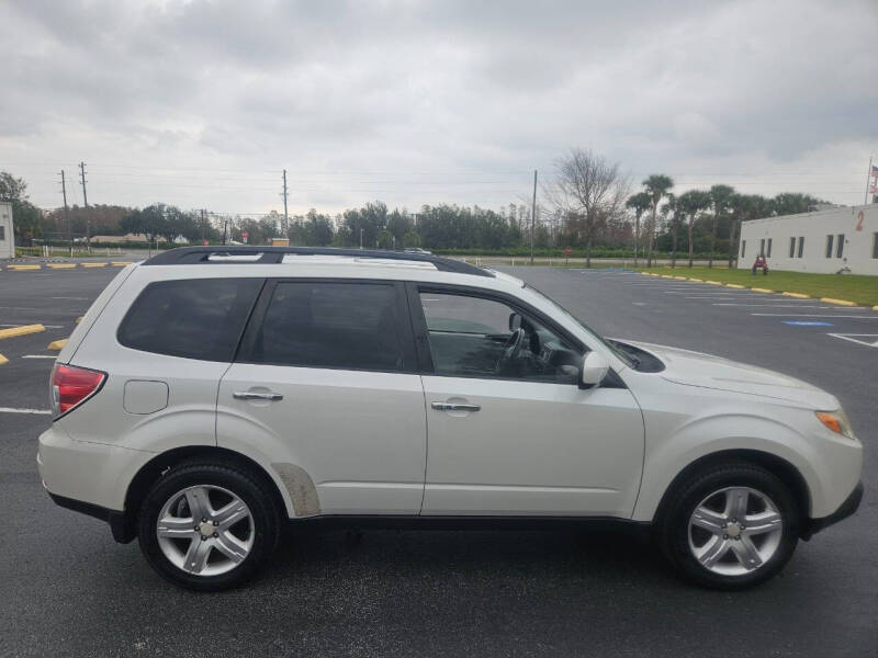 2009 Subaru Forester 2.5X Limited photo 18