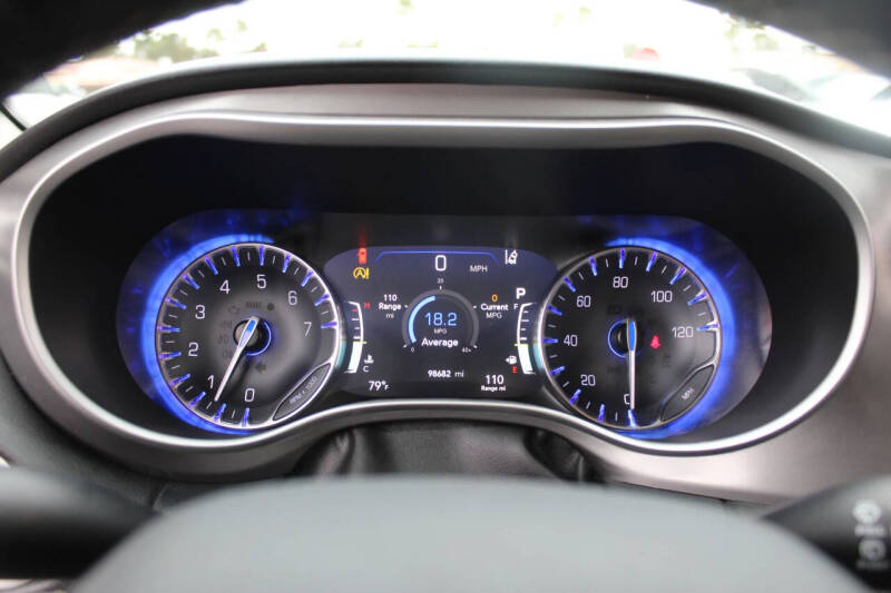 2021 Chrysler Pacifica Touring L