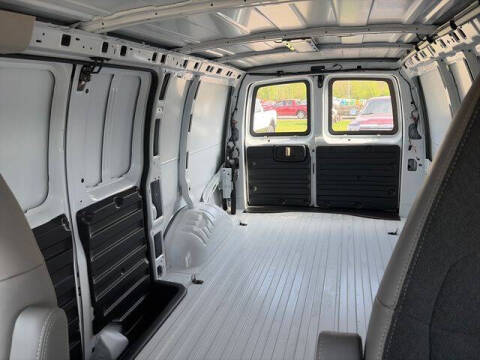 2026 Chevrolet Express 2500