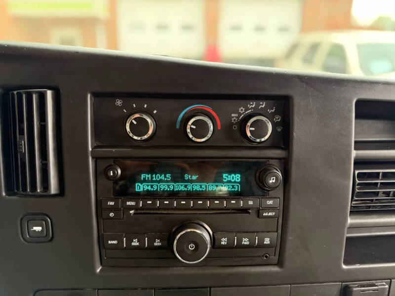 2016 Chevrolet Express 2500