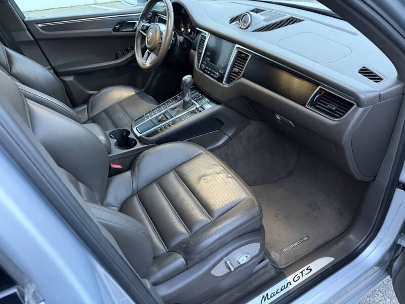 2017 Porsche Macan GTS