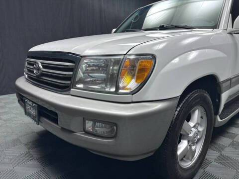 2004 Toyota Land Cruiser