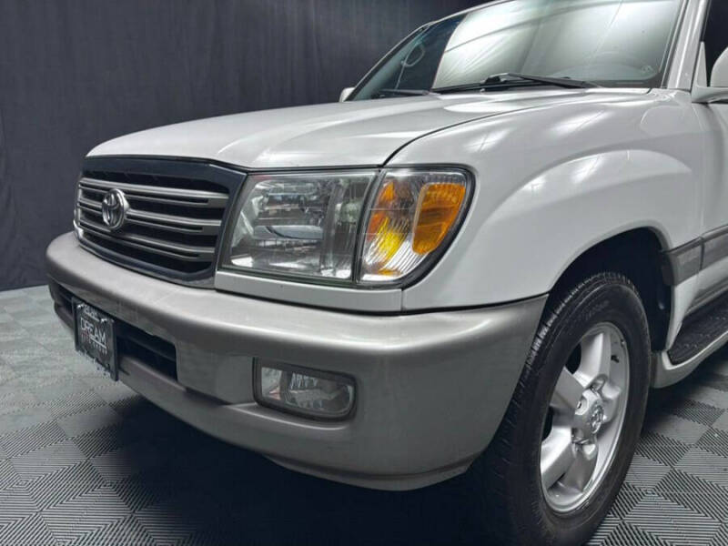 2004 Toyota Land Cruiser