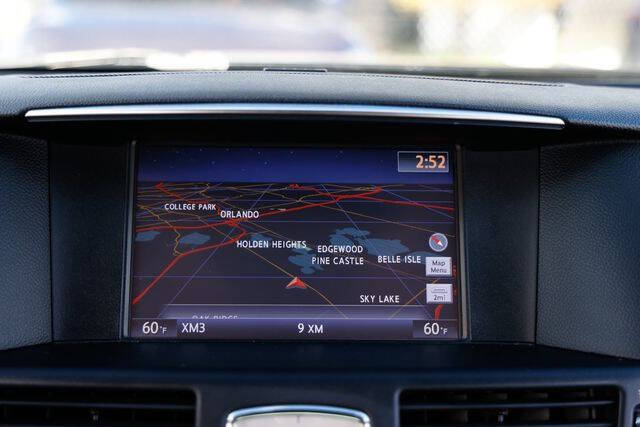 2017 Infiniti Q70 3.7