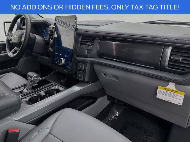 2025 Ford F-150 Lightning Flash