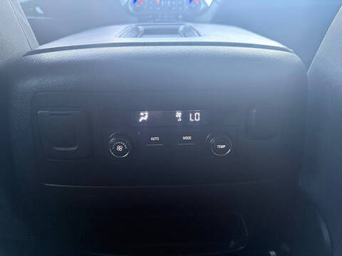 2016 Chevrolet Suburban LS