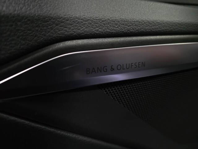 2022 Audi e-tron quattro Premium Plus