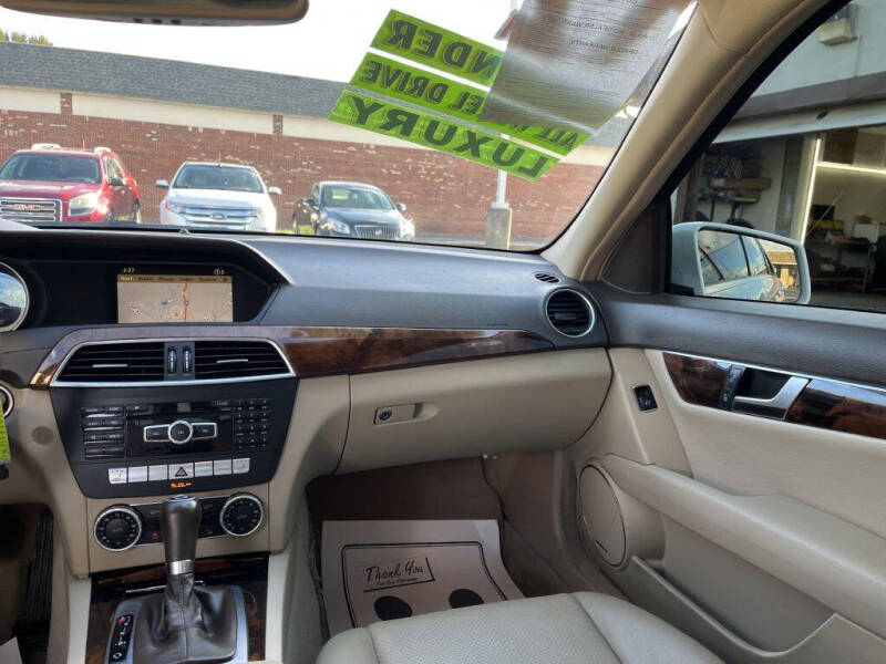 2012 Mercedes-Benz C-Class C 300 Luxury 4MATIC