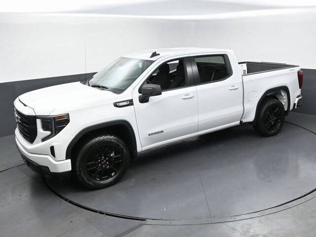 2026 GMC Sierra 1500 Elevation Standard