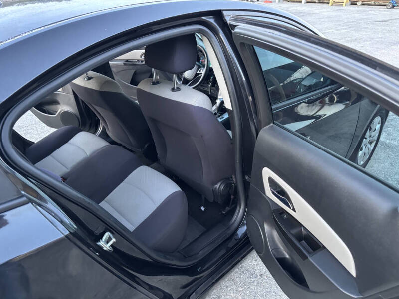 2014 Chevrolet Cruze LS Auto