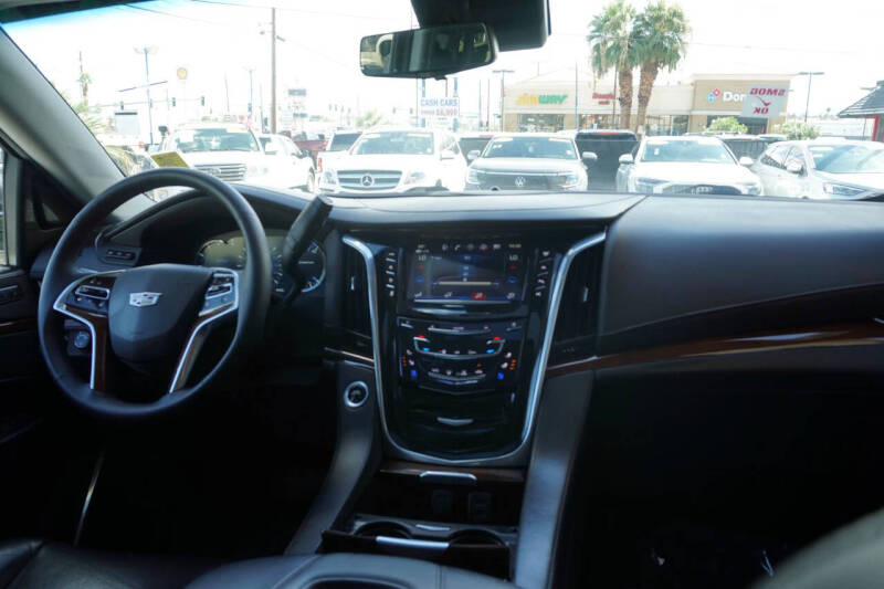 2020 Cadillac Escalade ESV Luxury