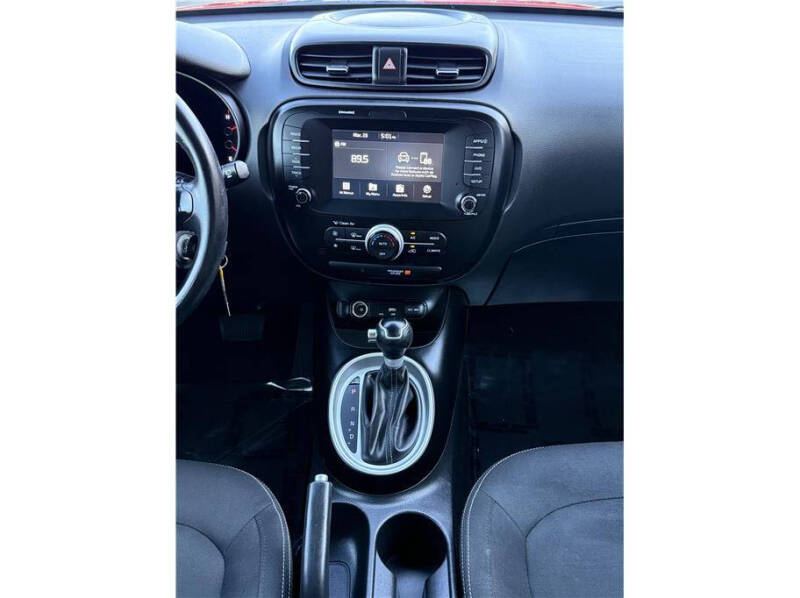 2019 Kia Soul +