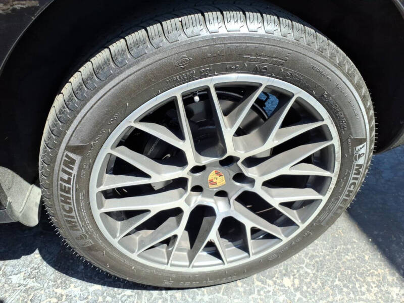2018 Porsche Macan