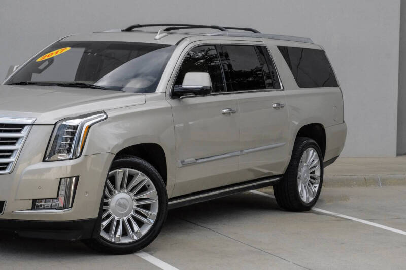 2017 Cadillac Escalade ESV Platinum