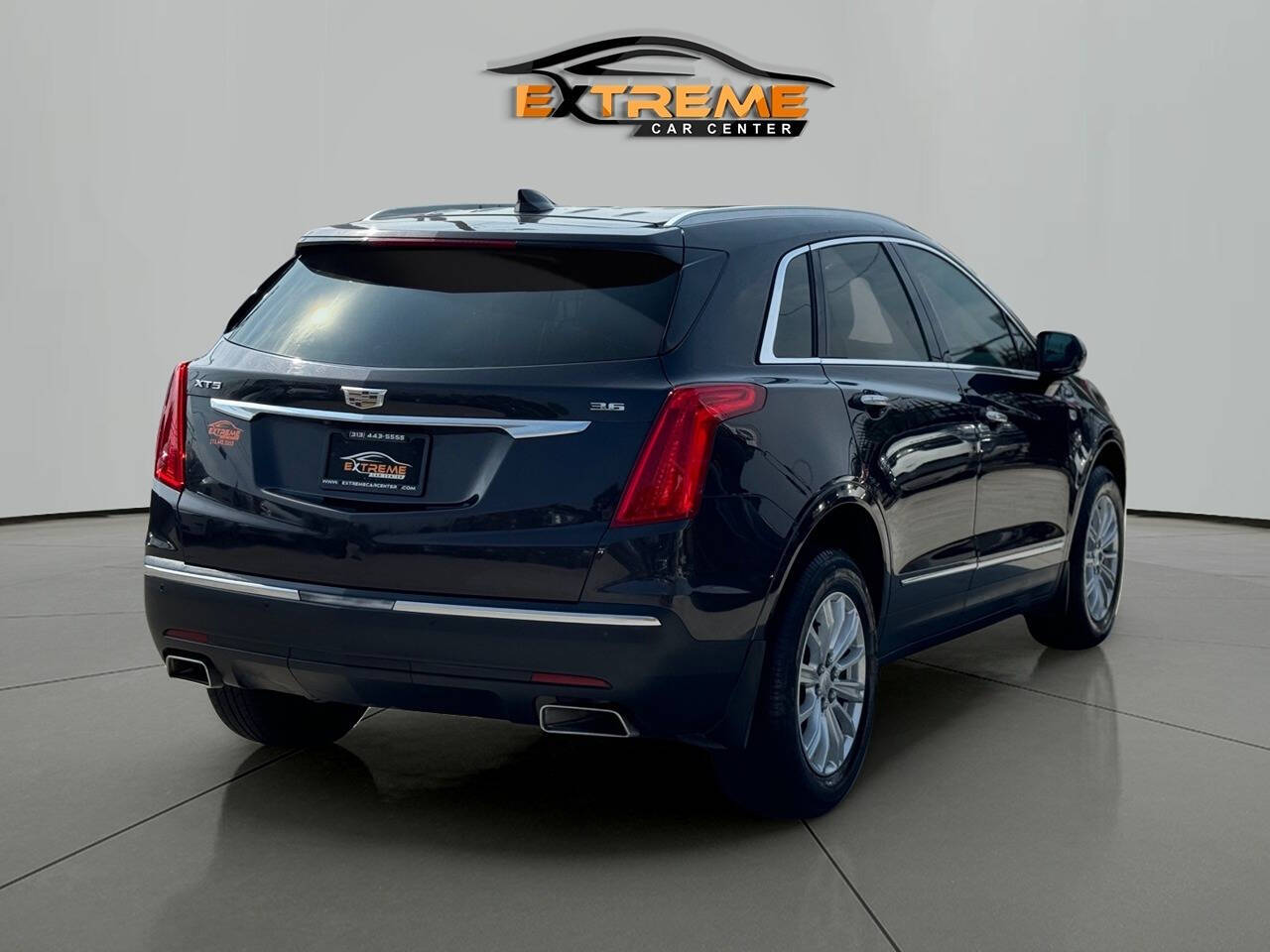 2017 Cadillac XT5 for sale at Extreme Car Center in Detroit, MI