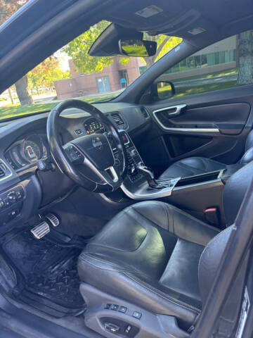 2015 Volvo S60 T6 Drive-E Platinum