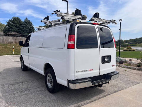 2017 GMC Savana 2500