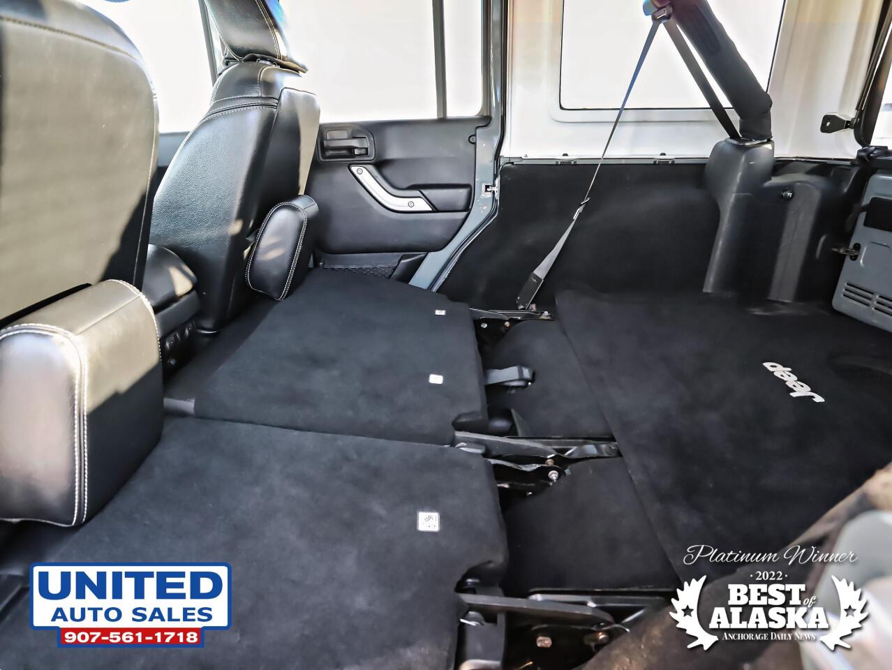 2015 Jeep Wrangler Unlimited Unlimited Sahara Sport Utility 4D 36