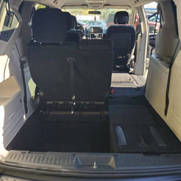2011 Chrysler Town and Country Touring