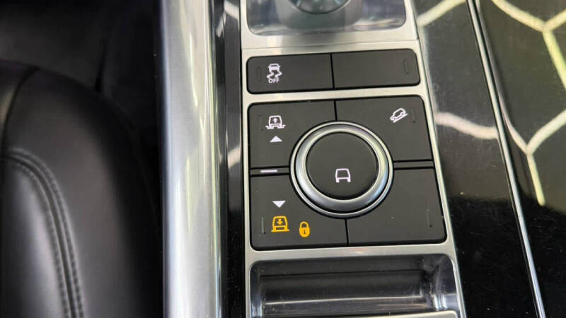 2022 Land Rover Range Rover Sport HSE Silver Edition