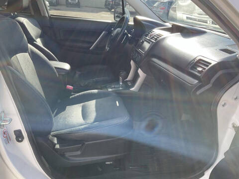 2014 Subaru Forester 2.0XT Touring