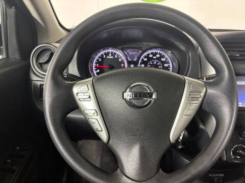 2019 Nissan Versa