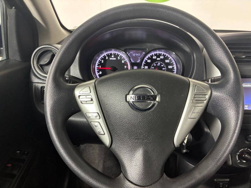 2019 Nissan Versa