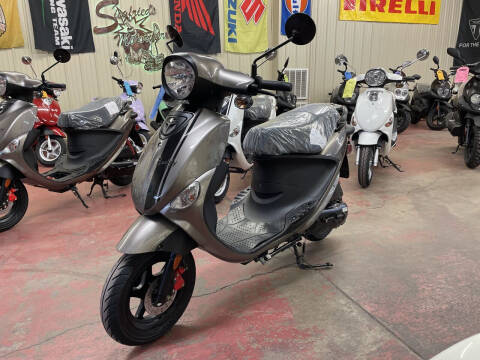 2023 Genuine Scooter Company Buddy 50 for sale at SIEGFRIEDS MOTORWERX LLC in Lebanon PA