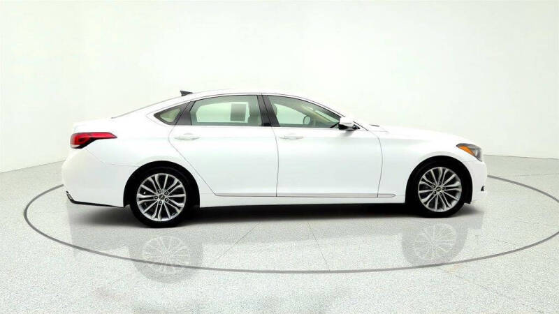 2017 Genesis G80