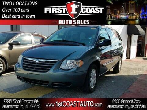 2006 Chrysler Town and Country for sale at 1st Coast Auto -Cassat Avenue in Jacksonville FL