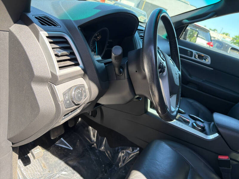 2012 Ford Explorer XLT