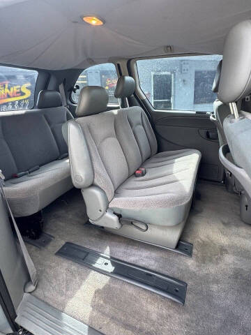 2006 Dodge Caravan SE