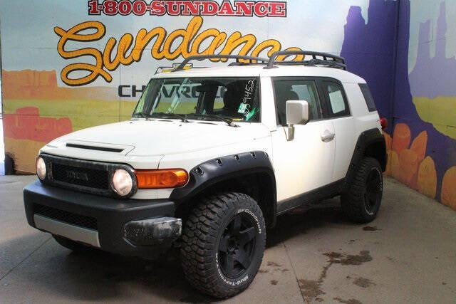 Used 2009 Toyota FJ Cruiser Base with VIN JTEBU11F59K059452 for sale in Grand Ledge, MI