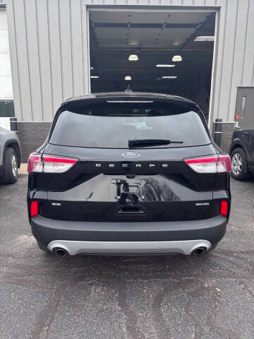 2022 Ford Escape SE