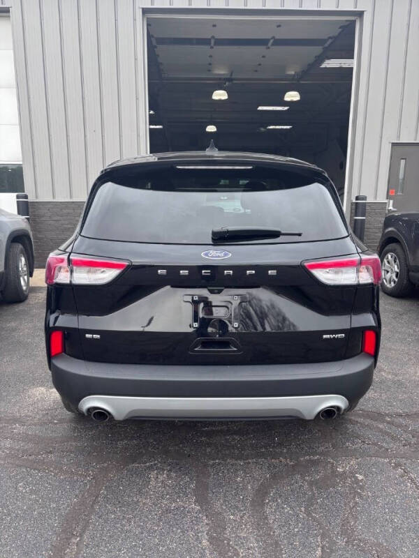 2022 Ford Escape SE
