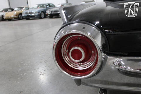 1962 Ford Thunderbird