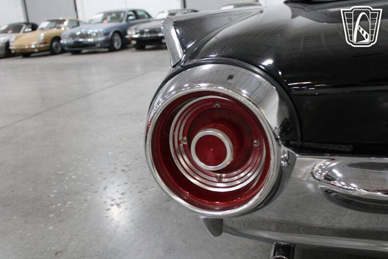 1962 Ford Thunderbird