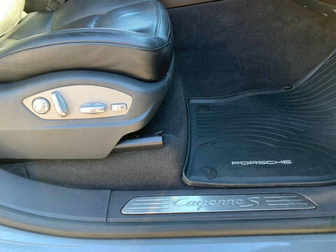 2017 Porsche Cayenne S