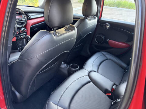 2015 MINI Hardtop 4 Door Cooper S
