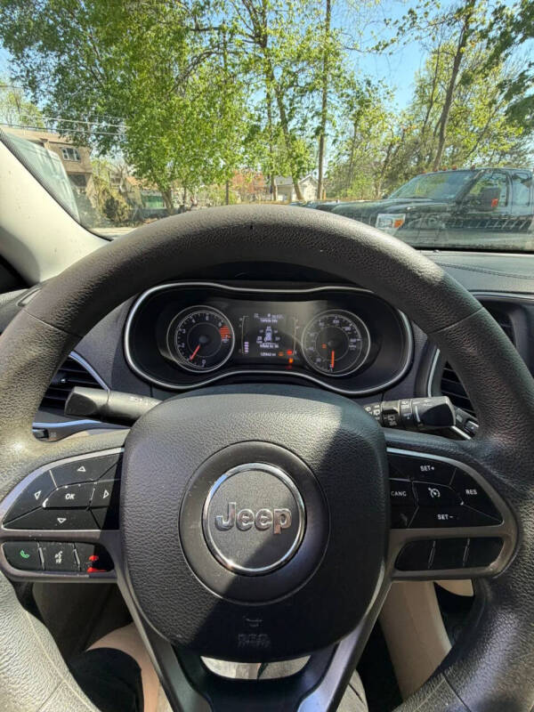 2019 Jeep Cherokee Latitude