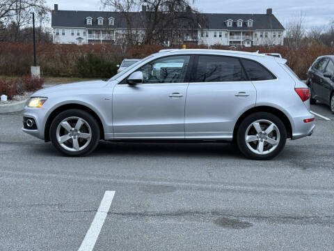 2012 Audi Q5 3.2 quattro Premium Plus