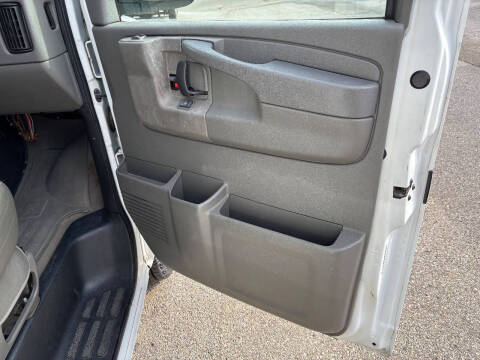 2003 Chevrolet Express 3500 LS