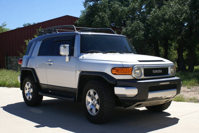 2008 Toyota FJ Cruiser for sale at 4.0 Motorsports in Austin, TX