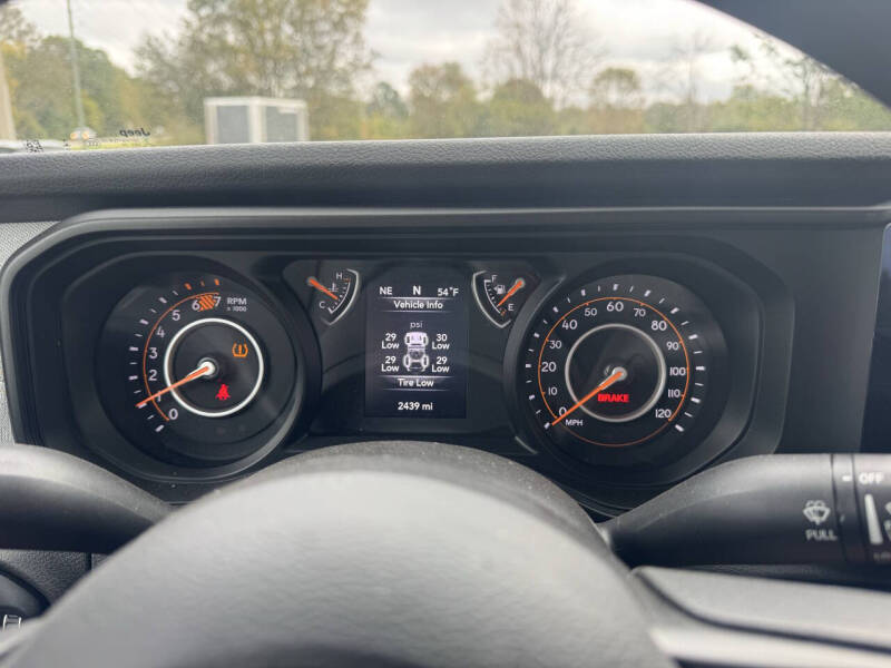 2024 Jeep Wrangler Sport