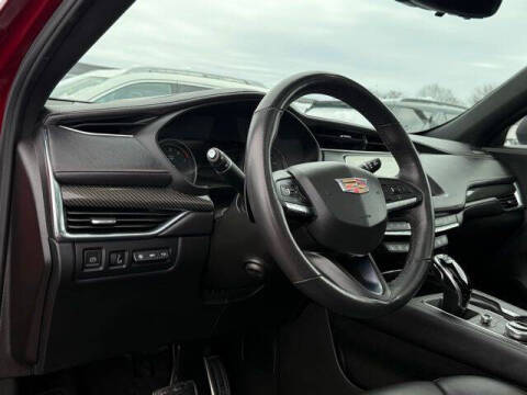 2022 Cadillac XT4 Sport