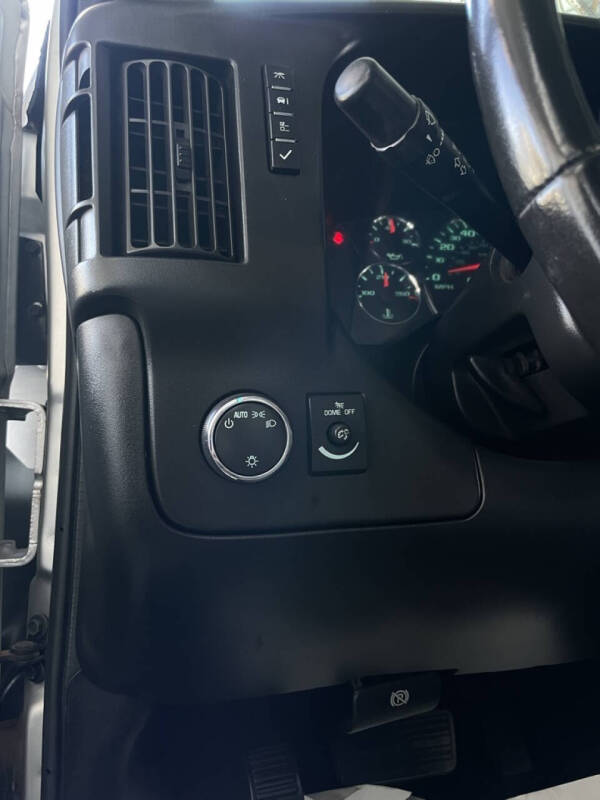 2017 Chevrolet Express LT 3500